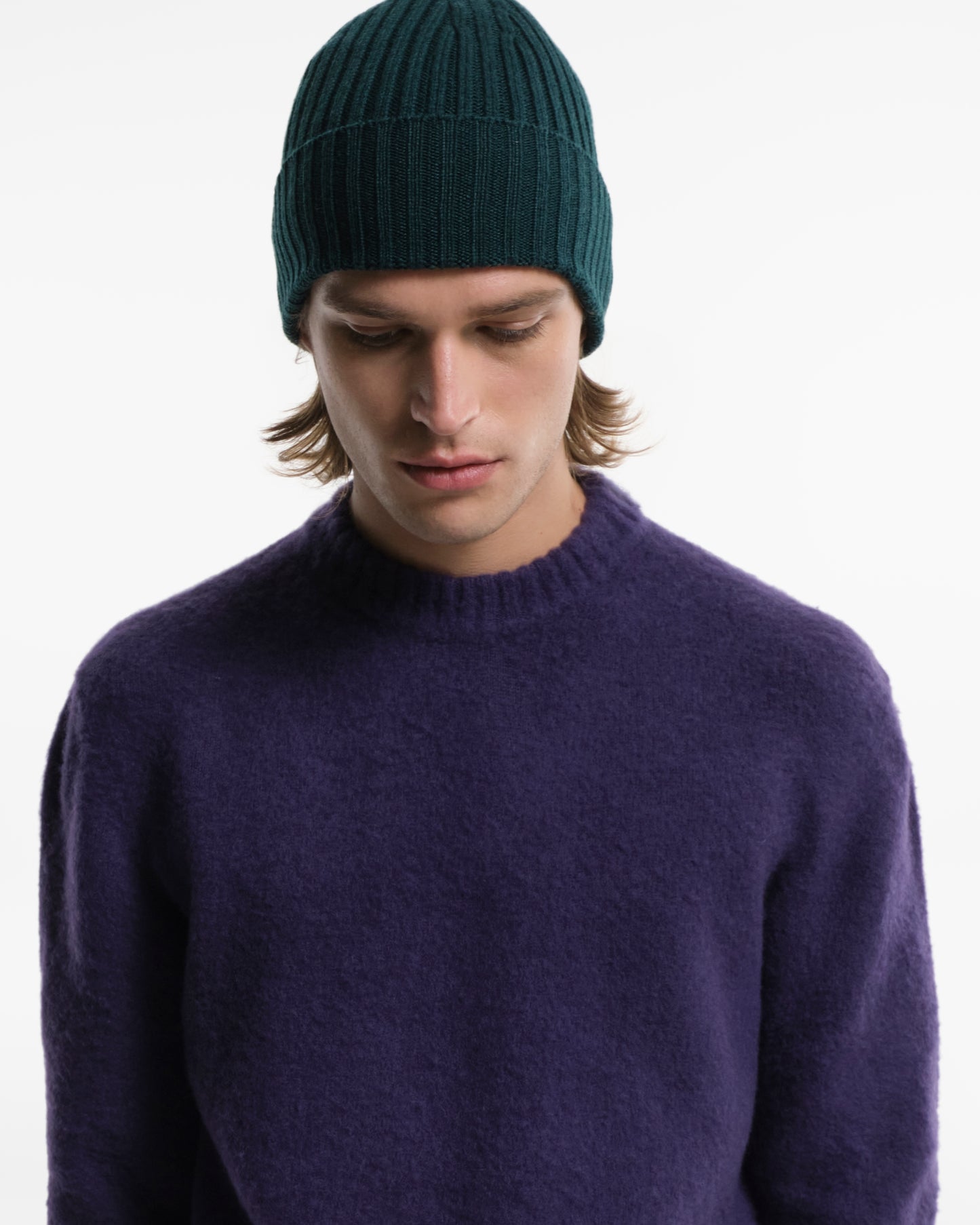 Soft crewneck in purple wool