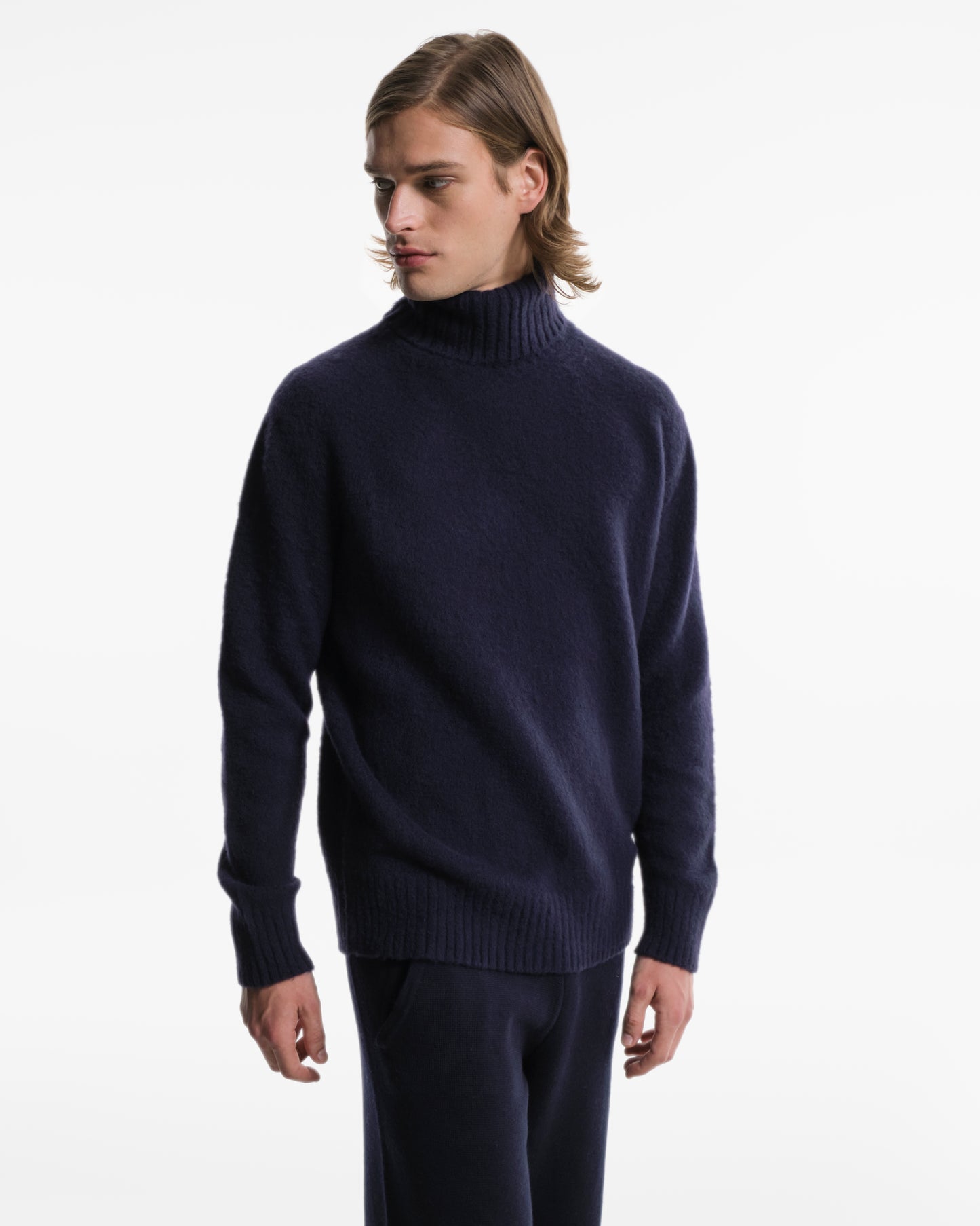 Soft turtleneck in blue wool