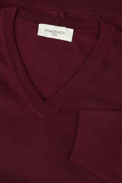 V-neck super fine burgundy merino wool