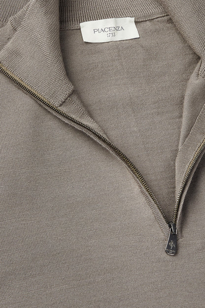Zip turtleneck in super fine hazelnut merino wool