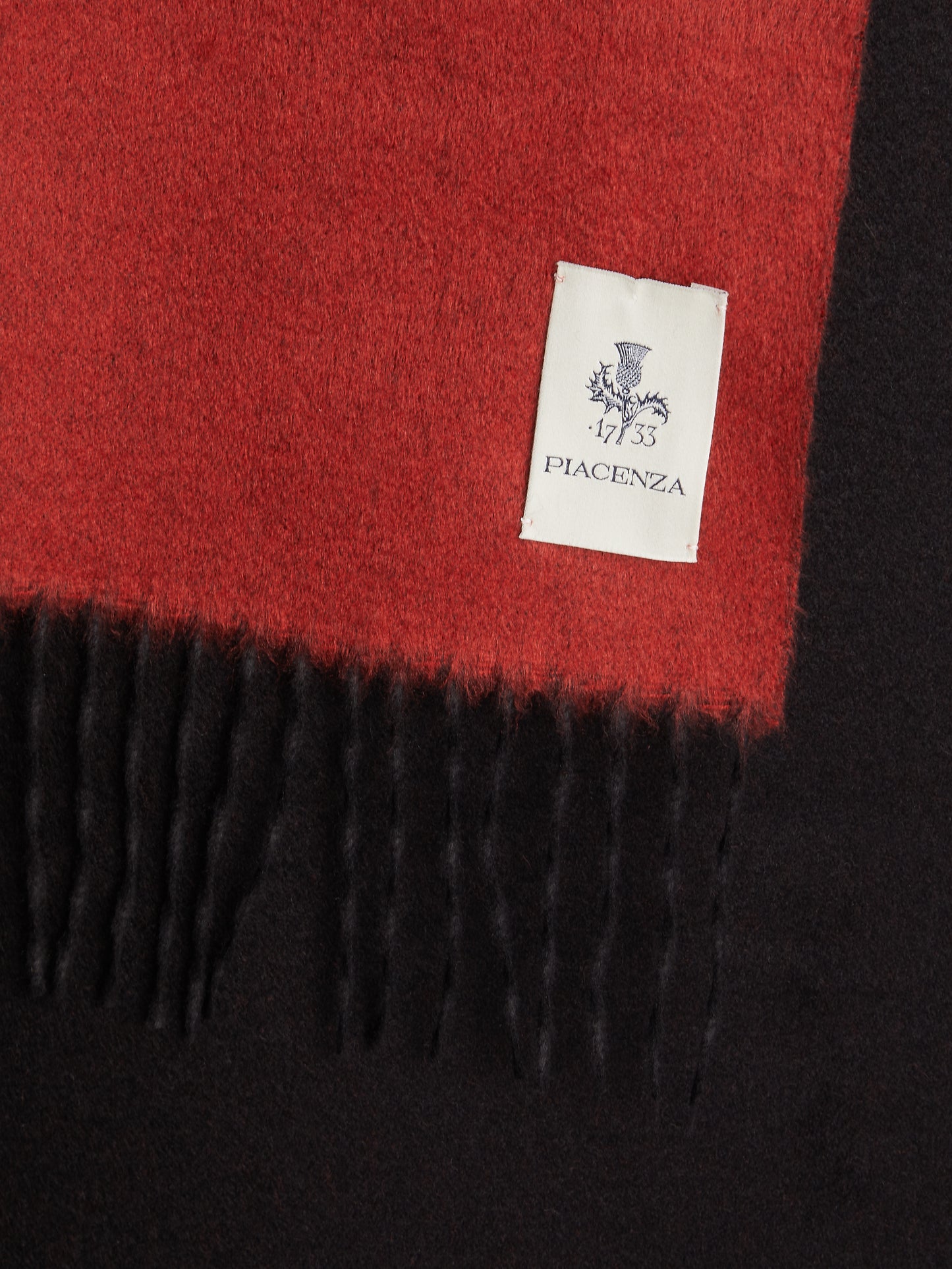 MIRROR - Two-tone red and black cashmere silk scarf