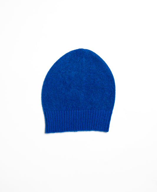 Blue shaved cap with ribbed bottom