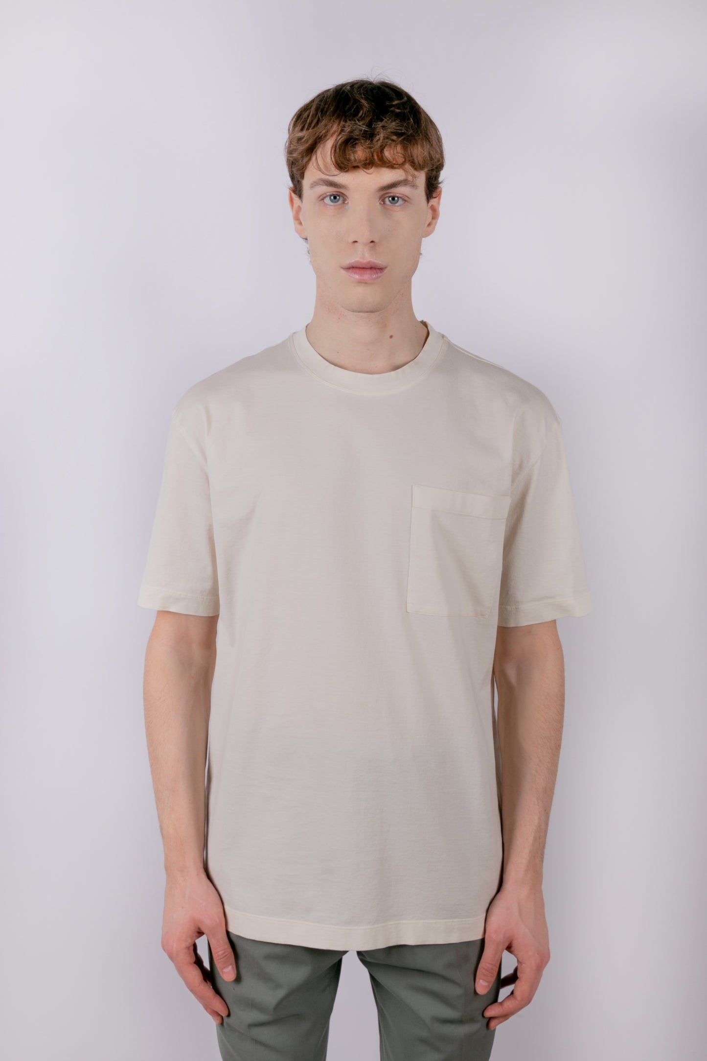 T-shirt with pocket in natural color
