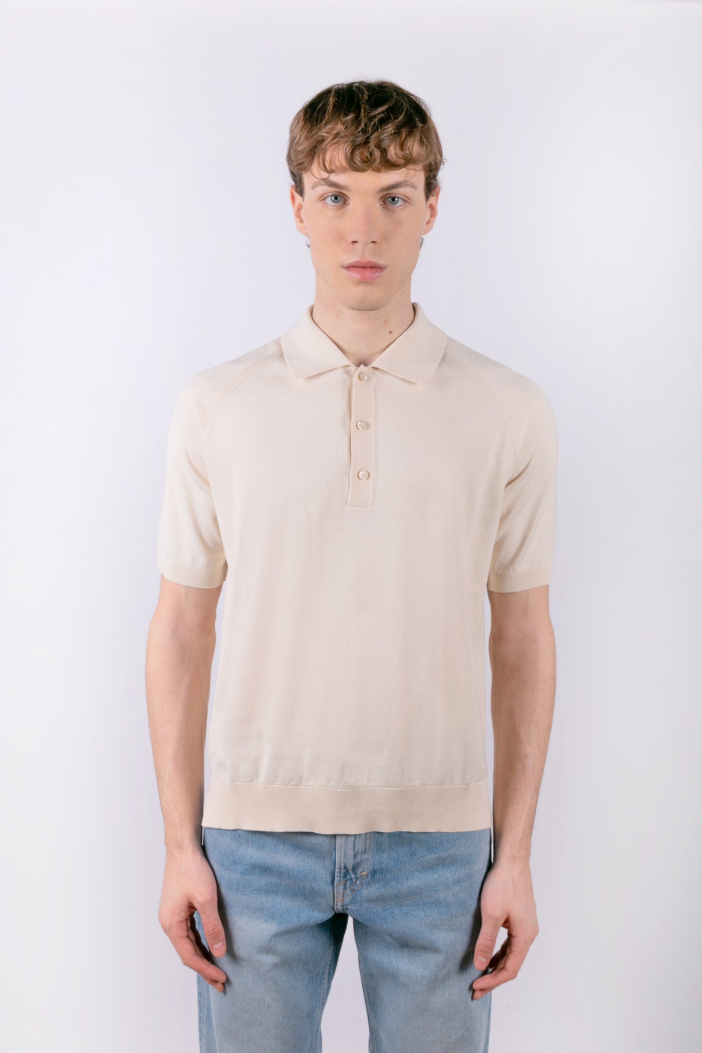 Short-sleeved polo shirt in natural color in silk and cotton