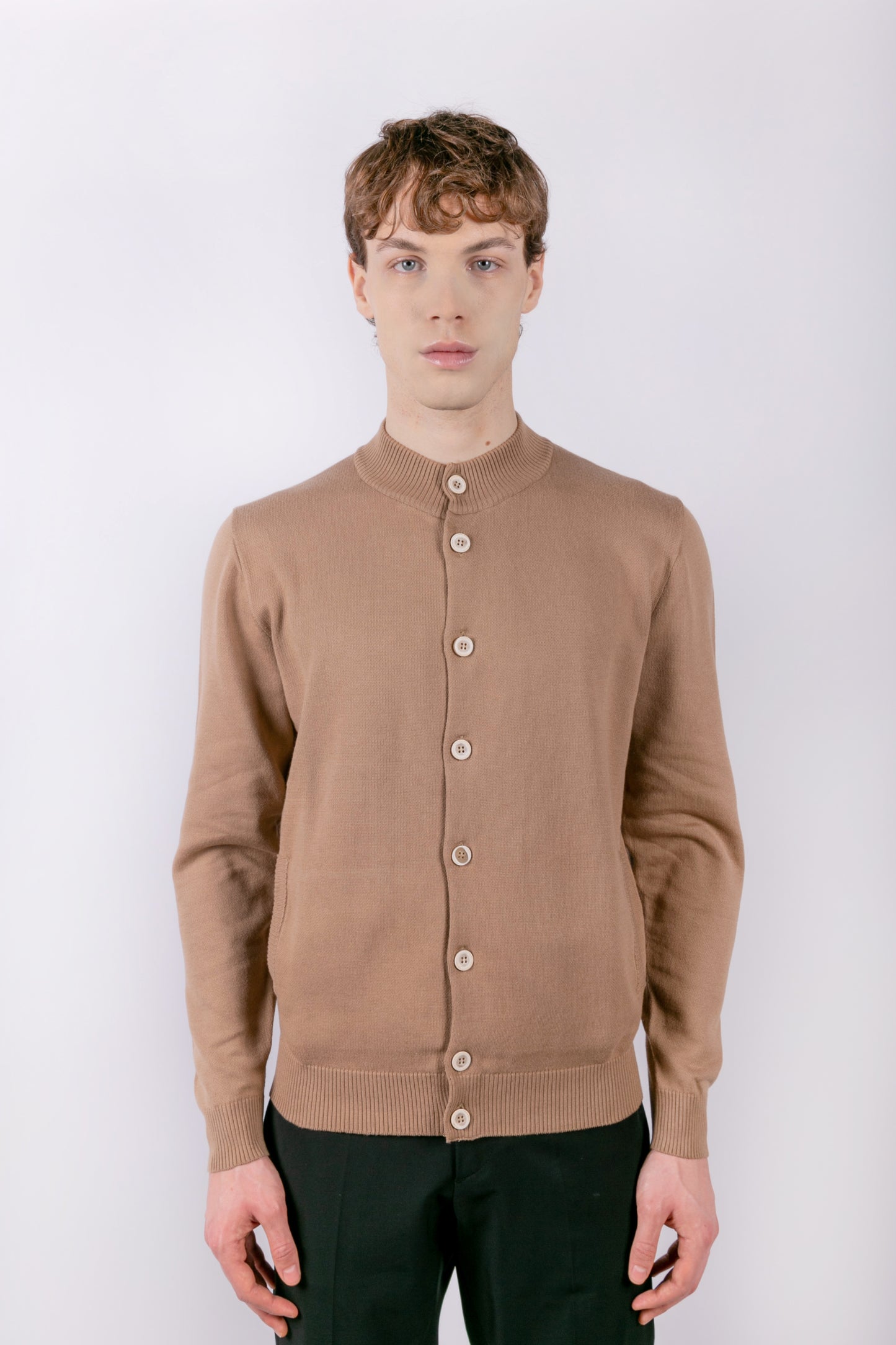 Hazelnut cotton jacket with buttons